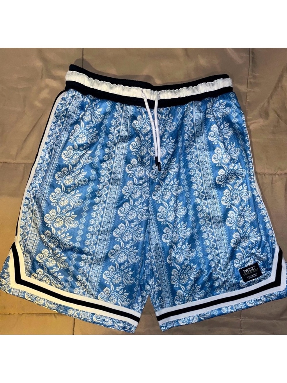Blue WESC Athletic Mesh Sports Shorts All Over Design Mens Medium-Large NWT